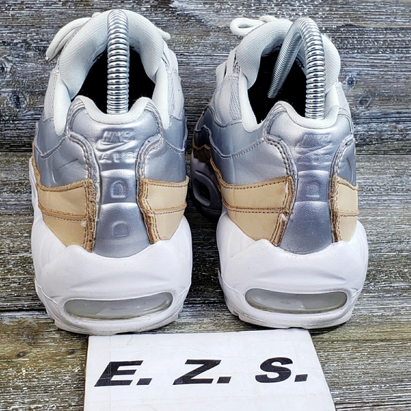Nike Air Max 95 SE PRM Size 6.5 Women - Picture 5 of 12
